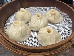 蟹黄小笼汤-共和春(甘泉路店)