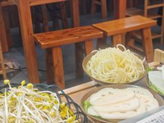 -黔三一夺夺粉酸汤火锅(百信店)