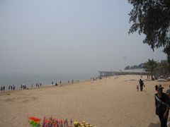 右手边的海景-白城沙滩