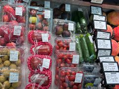 -每日新鲜水果吧(芮欧百货店)