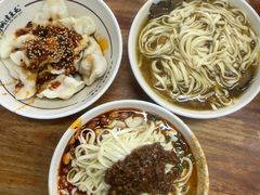 -小谭豆花(西大街店)