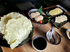 -湊湊火锅·茶憩(杭州湖滨银泰in77店)