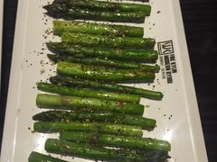 烤芦笋-HIHE Bistro·Oyster Bar(华熙live店)