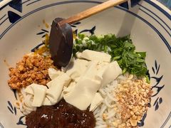 -蜗牛小馆醉乡民谣云南菜(惠新西里店)