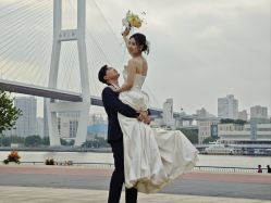-花嫁丽舍婚礼殿堂(世博江景店)