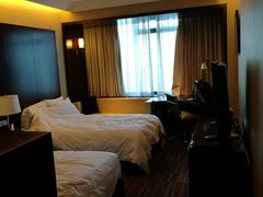 -上海龙之梦万丽酒店