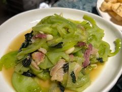 -头上红煨盐鸡乡村食府