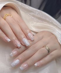 -桃色美甲沙龙