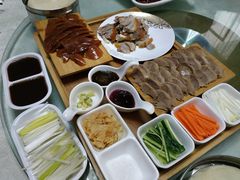 -聚宾楼·烤鸭·家宴(科技三路店)