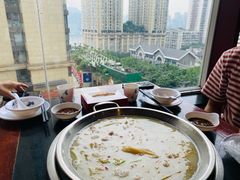 -老来福·非遗酸汤兔(凯旋路店)