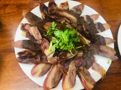 -东北四季饺子王(华山路店)