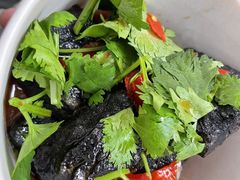 -八一路好吃街(雨田商务大厦店)