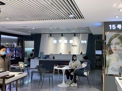 -宏宇眼镜蔡司依视路折扣店(兆佳眼镜城店)