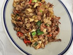 白辣椒炒鸡胗-新新湘菜馆(新中街二条店)