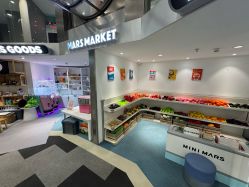 -MINI MARS 脚下的城市乐园·餐饮·派对(静安江宁店)