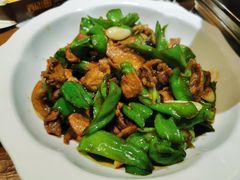 辣椒炒肉-肖记公安牛肉鱼杂馆· 省级非物质文化遗产(仁和路店)