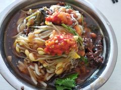 -灵山卢梅燕粉店