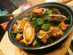 -芳村榕树头叹佬鸡煲(体育西店)