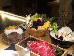 -湊湊火锅·茶憩(上海合生汇店)