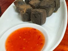 -芦茨金富饭庄·25年老字号·专做稻草鸡