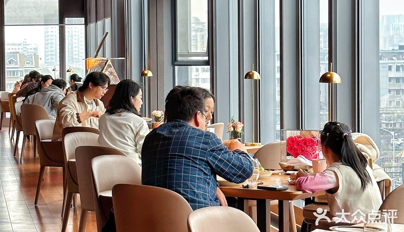 仪式感满满的牛排家，聚会首选，美食盛宴不可错过～ 