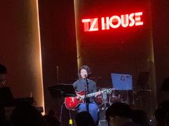 -TZ House音乐现场(来福士中心店)