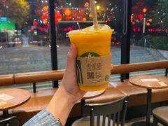 -星巴克(西安曲江银泰店)