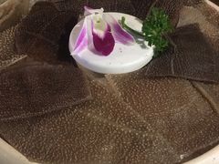 -老牌坊云南鱼豆花火锅(哈西万达店)