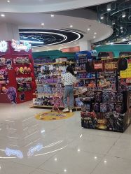 -卡通派潮品玩具折扣仓(青岛新城吾悦广场店)