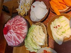 -赵美丽·重庆社区火锅·直营店(火车东站·中豪国际店)