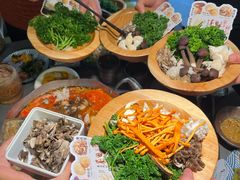 -楠小云·云南鲜菌·鲜牛自助火锅(九眼桥店)