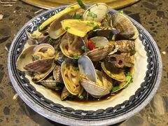 -沪小二炭火蛙锅(淮海中路美食不夜城店)