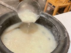 -霄汉牛三鲜湖北砂锅菜(万松园2店)