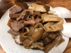 -松树干拌面店