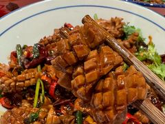 -荆九爷爆炒桥头三嫩(云南北路店)