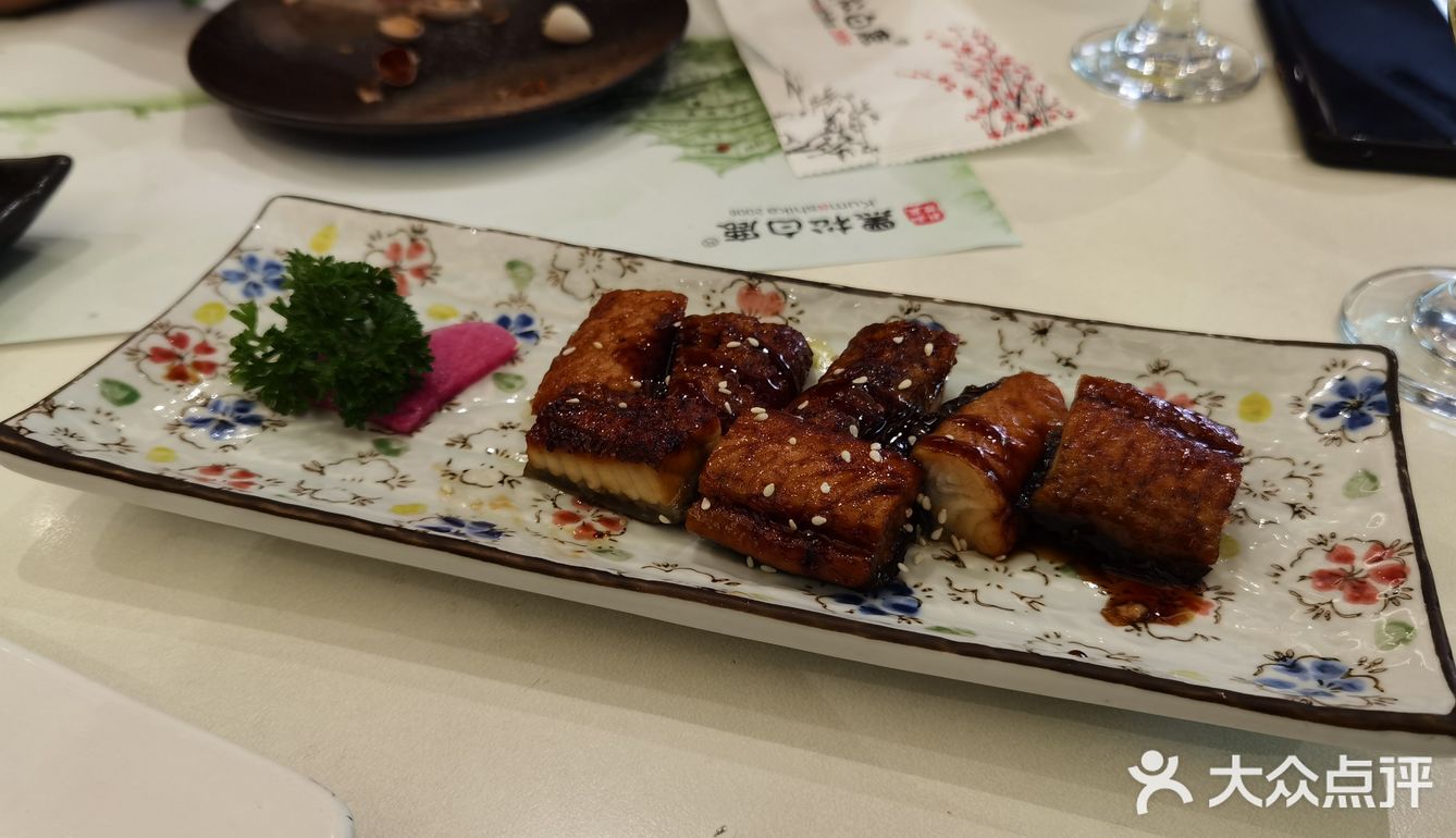 娃吃的鳗鱼饭一个半小时才上来