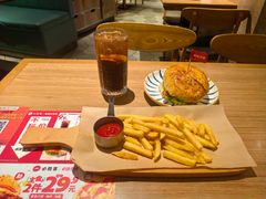 -必胜客(花都百业店)