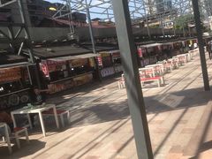 -鸿通城购物中心