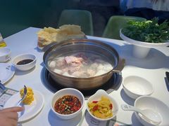 -烹然四季椰子鸡火锅(姚家园万象汇店)