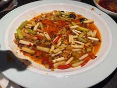 -万重锦·人文川菜馆(骡马市店)