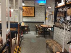 大堂-机器人火炉披萨(爱琴海店)