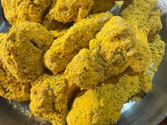 -BHC炸鸡(明洞总店)