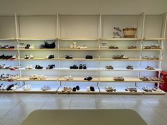 -hotwind热风(世纪东方广场店)