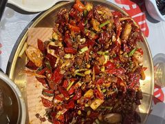 -肥肥虾庄·金牌油焖大虾(杨园滨江时代walk店)