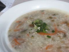-李与白包子铺(桐梓林店)