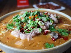 -冯记白土岗辣子鸡