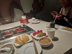 -海底捞火锅鲜切牛肉主题店(长寿路店)