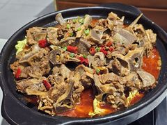 -一只羊·铜锅涮羊肉烧烤