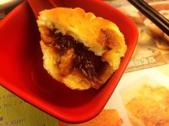 酥皮焗叉烧包-添好运点心专门店(深水埗店)