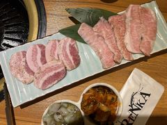 黑毛猪两种拼盘-炼火烤肉店